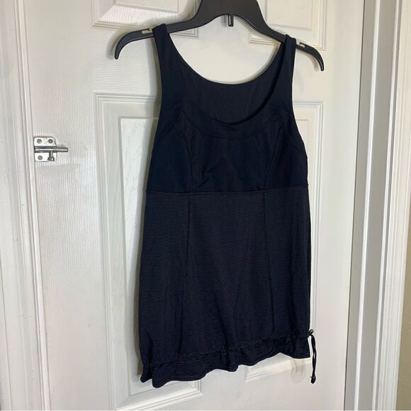 Lululemon Run Ta Ta Topper Tank Top Black Luxtreme Drawstring Waist Size 8 - Picture 2 of 8